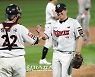 '100세이브' 김재윤, "1등 팀 마무리 자부심 생겼다"