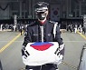 대통령 전용기 타고..71년 만에 귀환한 한국전 전사자