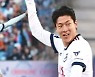 황의조, 벼락같은 '25m 무회전 슛'..2경기 연속골 '쾅'
