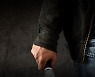 여자친구 싸움에 대신 흉기로 상대 남성 수차례 찌른 40대 구속