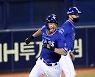 [SPO 잠실] 주루로 시작된 삼성 빅 이닝.. LG는 주루에 울었다