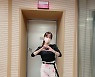 박소현, 50대로 볼수 없는 최강 동안+가녀린 다리[스타IN★]