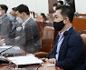 與 "언중법 문제제기 충분히 검토 중..27일 처리 희망"