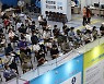 백신 맞았는데 '추석發 돌파감염' 속출 왜?..'위드 코로나' 가능한가
