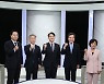 방송토론회 앞서 기념촬영하는 민주당 대선 경선 후보들