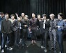 "나 웃으며 너를 만나"..BTS의 '한국어' 위로, 콜드플레이 신곡 채웠다