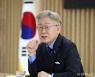 '부동산 투기 의혹' 이한주 질문에..이재명 "전혀 몰랐다, 유감"