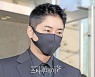 '성폭행' 배우 강지환, 드라마 제작사에 패소..53억 배상 위기