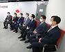추미애 "윤석열, 회사면접 보면 보나마나 불합격"..'상식 부족' 비판
