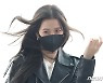 공항 도착한 블랙핑크 지수