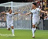 황희찬이 고백하는 EPL 데뷔전 데뷔골 느낌.."정말로 행복하고 뿌듯했다"