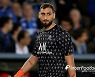 '내가 나바스한테 밀려?' 돈나룸마, PSG 입단 두 달 만에 '언해피'