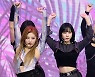 에스파 닝닝-지젤 '모두 손 들어!' [MK포토]