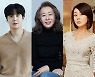김선호·윤여정·김윤진, '도그데이즈' 호흡 外 [위클리무비]