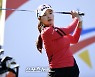 엘크루 2R 단독1위 성유진, 우승을 향해 가즈아! [포토]