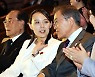 '남북정상회담' 카드까지 던진 北.. '대화' 진짜 원하나