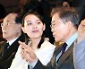 김여정 담화에..靑 "신중히 검토, 남북정상회담 충분히 가능성"