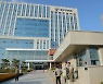 "비트코인 싼 국가서 사서 비싸게 되팔면 수익" 100억원대 다단계 사기 일당 실형