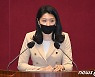 백신 접종 후 생리불순 1주일간 700건..화이자 538건 최다