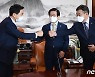 靑·박의장 제동에 與 언론법 강행 처리 일단 불발..내일 재협상(상보)