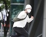 우즈, 놀라운 점프력~[포토엔HD]