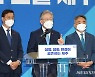제주서 기자간담회 하는 이재명