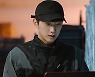 '경찰수업' 진영, 총구를 겨눈 의문의 그림자 '생사의 갈림길' [포인트:신]