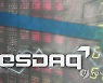 [코스닥] 2.21p(0.21%) 내린 1,034.82(장종료)