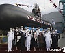 해군 3000톤급 국산 잠수함 '신채호함' 진수