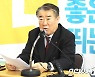 '측근채용·욕설 파문' 김우남 마사회장, 해임안 의결