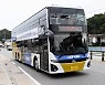 경기도 공공버스 2층 전기버스 첫 도입..3006번 노선 3대