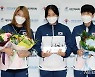 활짝 웃는 여자 양궁 대표팀