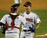 기뻐하는 LG 고우석