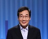 TV토론회 준비하는 이낙연