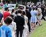 코로나 신규확진, 28일 오후 6시까지 2038명..전일보다 427명 증가 [종합]