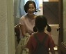 홍상수 연출X김민희 제작실장 '당신얼굴 앞에서' 메인 예고편 공개