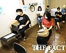 서울 확진자 1054명..역대 두번째 1000명대