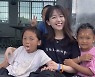가장 아름다운 시골 교사?..횡령 의혹 폭로된 中 자선활동가