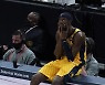 [NBA] '또 부상' 캐리스 르버트, 등 피로골절로 시즌 초반 결장 전망