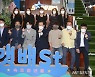 김부겸 총리, 속초 청년 상인들과 기념사진 촬영