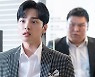 '달리와 감자탕' 김민재, 조폭 비주얼 채권자→박규영 흑기사 '빠른 태세 전환'