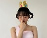 '23번째 생일' 최예나, 러블리 핑크 요정 [리포트:컷]