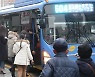 대전 시내버스,14년 만에 파업 돌입..오늘 첫 차부터 운행 중단