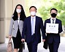 버티는 넷플릭스..SKB "망 사용료 내라"