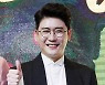 영탁, 흔들림 없는 인기..스타랭킹 7회 연속 2위