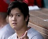 오타니 MVP 넘어 벌써부터 명예의 전당으로? ML 최초 45홈런-8개 3루타-25도루 신기록
