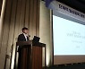 "접종완료율 70%↑치명률 0.3%↓땐 '단계적 일상회복' 가능"