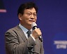 윤석열 손바닥 왕(王)자에 송영길 "이러다 최순실 시대로 돌아가나"