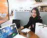 [Weekender] Standing on their own: North Korean refugees test startup dreams