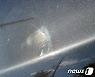 벤츠 신차라고 구입했는데..보닛 긁혀 도색한 '헌 차'